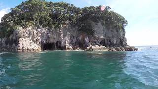 preview picture of video 'Discovering Donut Island on my Stand Up Paddle Board / New Zealand'