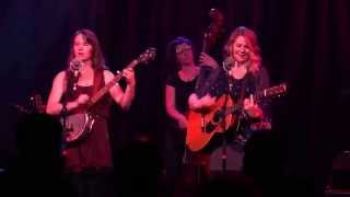 Della Mae \ This World Oft Can Be \ Port City Music Hall