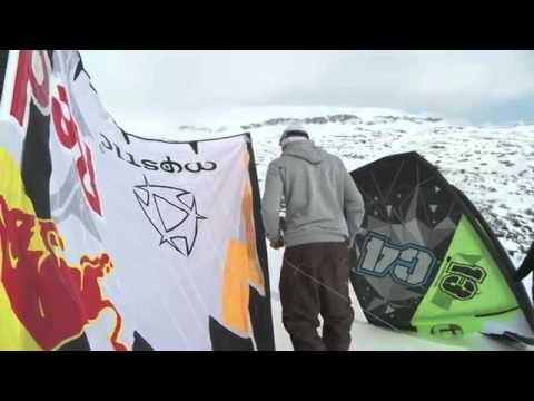 Ruben Lenten Snowkite Cliff Jump - Red Bull Ragnarok 20121573