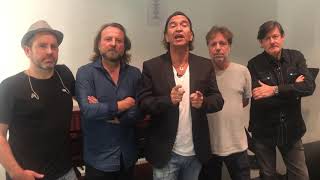 LOS SECRETOS .SI PUDIERA PARAR EL TIEMPO. SALUDA A &#39;&#39;EL MENSAJE Y LA BOTELLA&#39;&#39;.UN LUJO. (NRC)