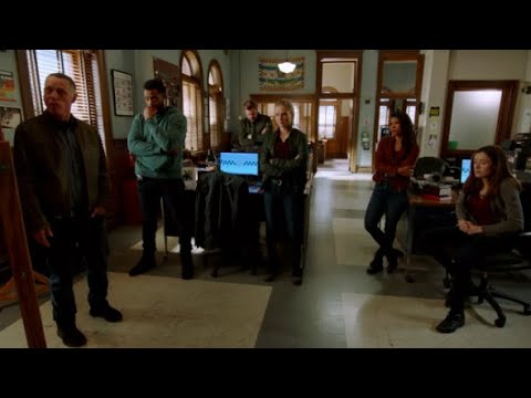 Voight wants the whole team focusing on finding Jay | Chicago P.D 7.09