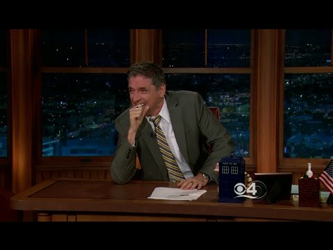 Late Late Show with Craig Ferguson 5/19/2011 Tony Shalhoub, Sloane Crosley