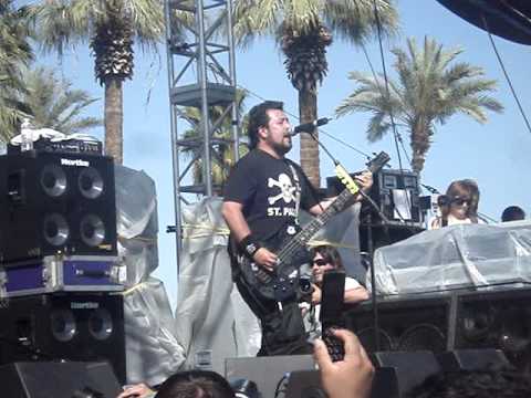 Molotov - Mas Vale Cholo