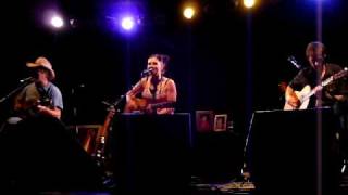 Kasey Chambers - The Lost Music Blues (Live @ Cat&#39;s Cradle)