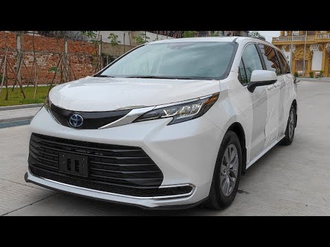 2022 Toyota Sienna XLE Hybrid - 7 Seats | Exterior and Interior
