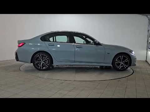 BMW 3-Series 330e M Sport PLUG IN HYBRID -  **Auto - Image 2