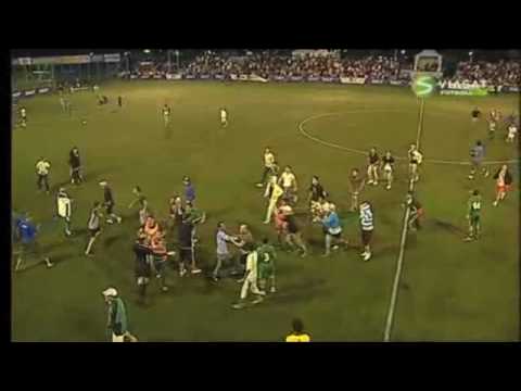 Gothia Cup 2010 P16 Al Madina Irak vs IFK Göteborg - våldsam publikstormning Viasat