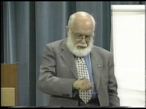 , title : 'James Randi: Scientists Fooled by a Match Box Trick'