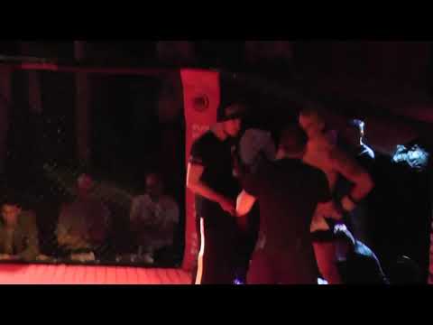 Oskar Smykiel (K-1 pro Fight 70kg) 02/2015