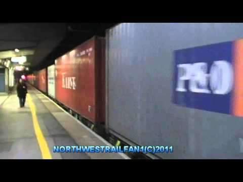 70011 was working the (4l92) freightliner box train @ stafford on the 02/03/2011