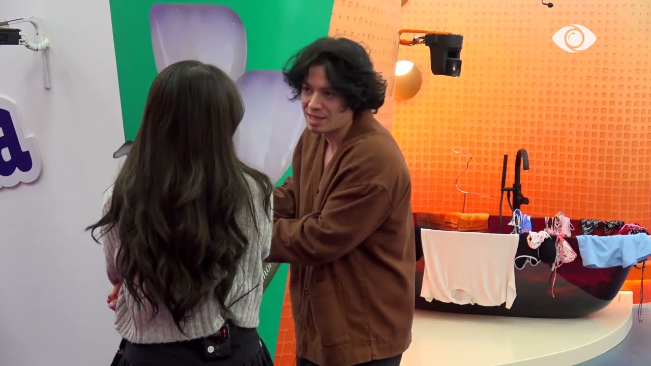 “I vjen inat që po rri me Luizin”/ Greta bisedon me Mal: E shikoj që nuk më konsideron…