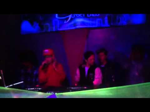 Maxis - Shaolin (LIVE @ SUNSET ROOM