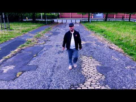 Lucadello #hot16challenge2