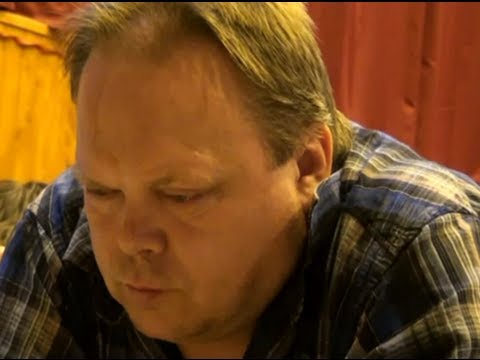 1.4. GM Ľubomír Ftáčnik - Jiří Navrátil sen. 1 - 0