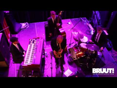 BRUUT! Moj (Live 2014 @ TivoliVredenburg, Utrecht)