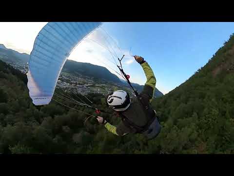 Speedflying frå Hafstadfjellet i Førde