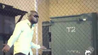 Serani - God Deh Pon Mi Side