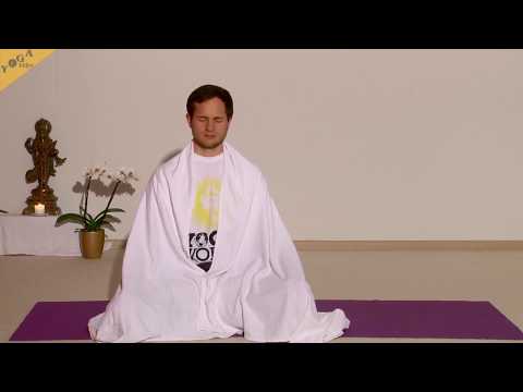 Yoga zum Mitmachen - Mittelstufe 105 Minuten - mit Sukadev und Leo