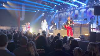 Knorkator @ Live Music Hall Köln 05-11-2022. Eigentum