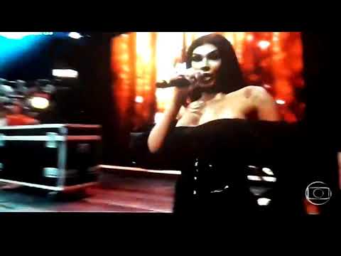 Pocah & Cleo ao vivo em #altashoras(1)