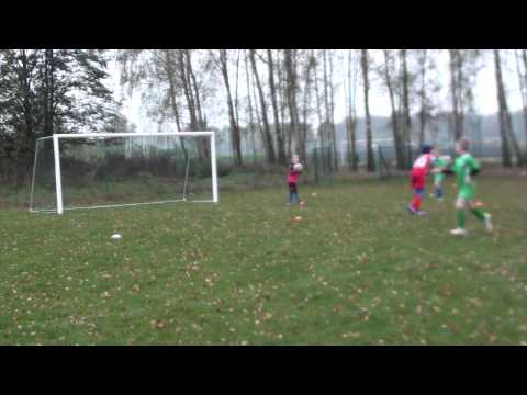 Jutrzenka Bychlew 2006 - LKS Rosanów (8-4) 21.10.2014 cz2