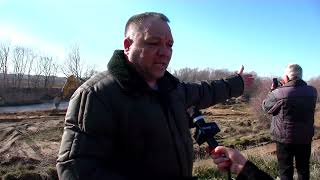 Протест во село Караорман поради ископ на песок од Брегалница