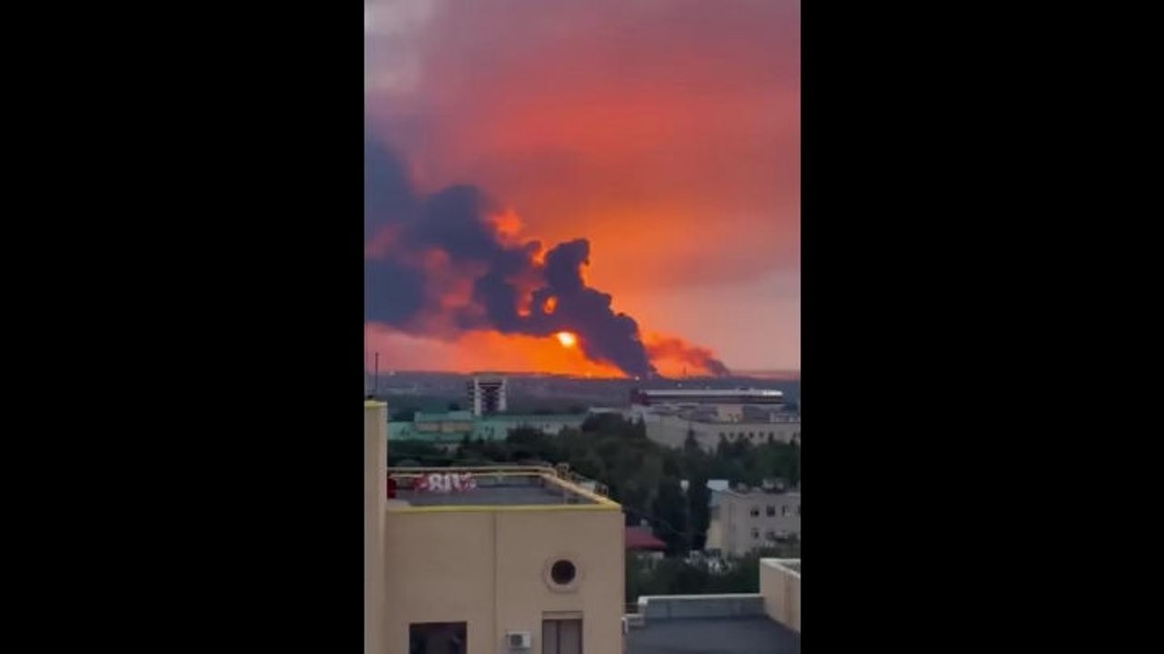 Esercito ucraino colpisce quattro depositi petroliferi russi a Stravropol'