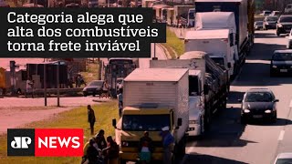 Caminhoneiros podem entrar em greve devido a alta dos combustíveis