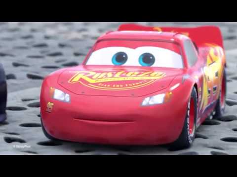 Curta Carros: Arranca... No Parque de Jogos