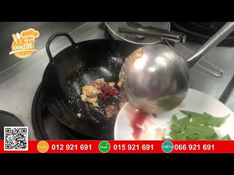 Restaurante Orkide ឹក ពេលថ្ងៃ និងពេលល្ងាច