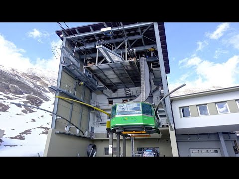 Robiei Luftseilbahn Bergfahrt - great power plant cable car in Ticino Tessin Switzerland - Seilbahn
