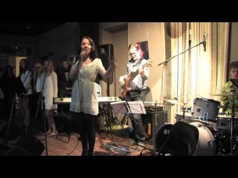 Kristiina Renser - Ain't No Stoppin' Us Now (Cover) 2012