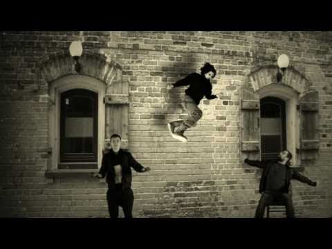 Leon Somov & Few Nolder feat. Monika Liu - Away