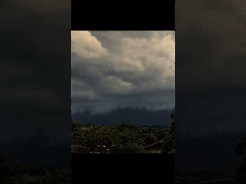 AGORA⛈️🚨💨, #tempestade chegando em #pien , no estado do #parana nesta tarde de sábado!!!