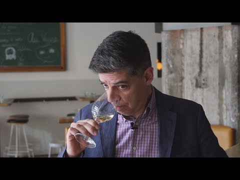 How to taste wine like a pro