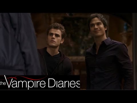 TVD S1 - Jenna, Elena talk about Logan / Liz tells Damon about another attack