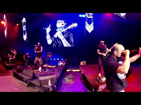 CARTEL DE SANTA CLICKA NOSTRA PEPSI CENTER