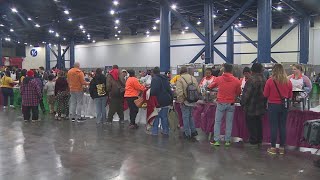 More than 25,000 people enjoy Thanksgiving meal at annual Super Feast