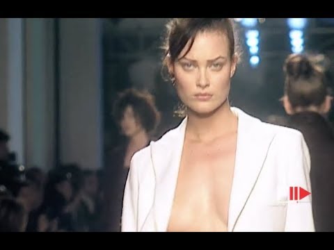 VERSUS Fall Winter 1997 1998 Milan - Fashion Channel