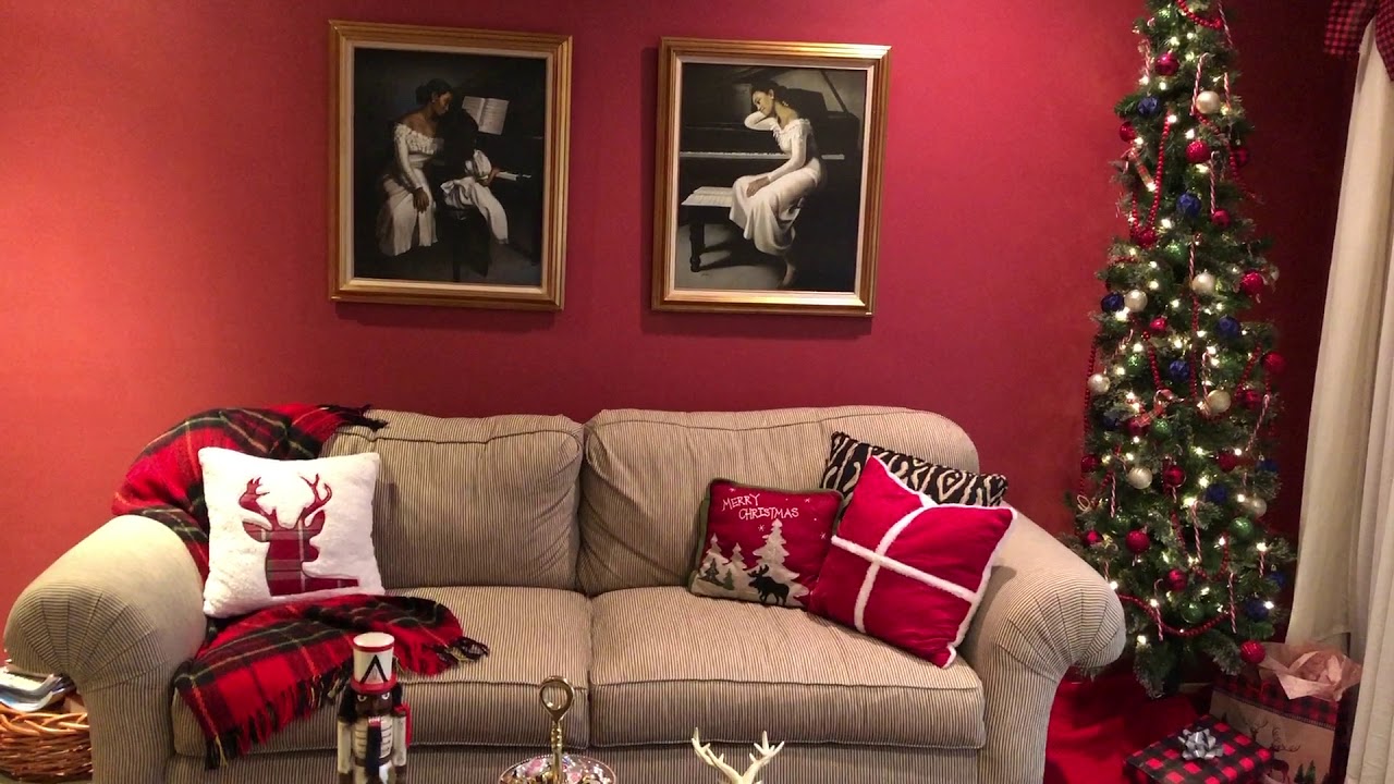 Living Room Holiday Tour