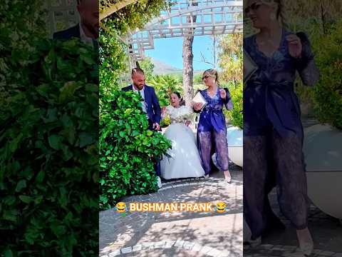 pianta scherzo #bushmanprank #funny #divertente #reaction #lol #viralvideo