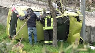 ariano-auto-si-avvia-da-sola-a-petrara-poteva-essere-una-tragedia