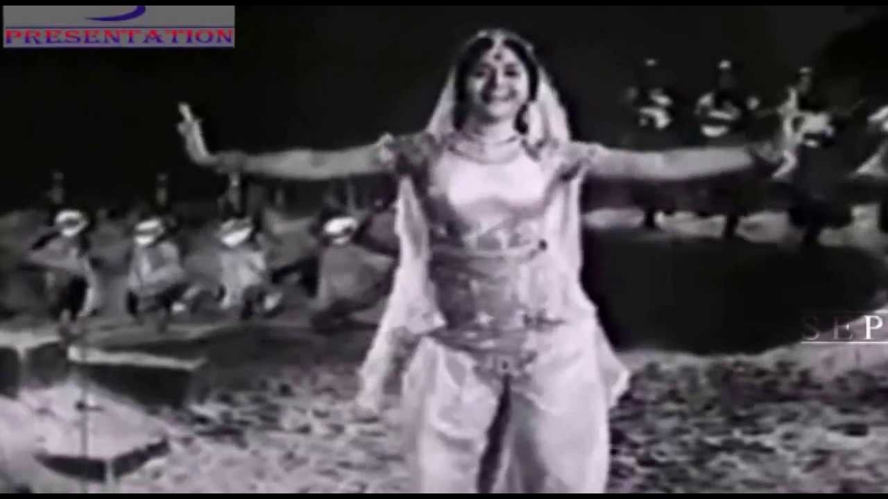 Sun Ae Mahjabin Mujhe Tujhse Ishq Lyrics | Dooj Ka Chand | Mohammed Rafi | Roshan