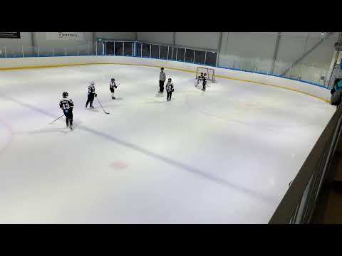 JYP U11 (2011) 26.3.2021 klo. 11:45, Killeri 1,  JyKi Valkoinen - JYP Musta