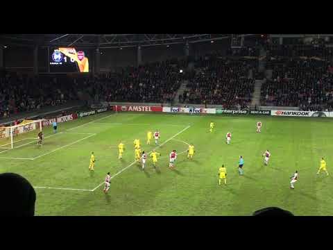 Игроки БАТЭ жонглируют мячом