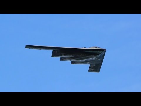 2026 B-2 Stealth Bomber “CANCELED” Rose Parade Flyover Pasadena California “RAIN”