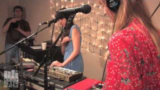 Au Revoir Simone - Knight of Wands (Live @ KEXP)