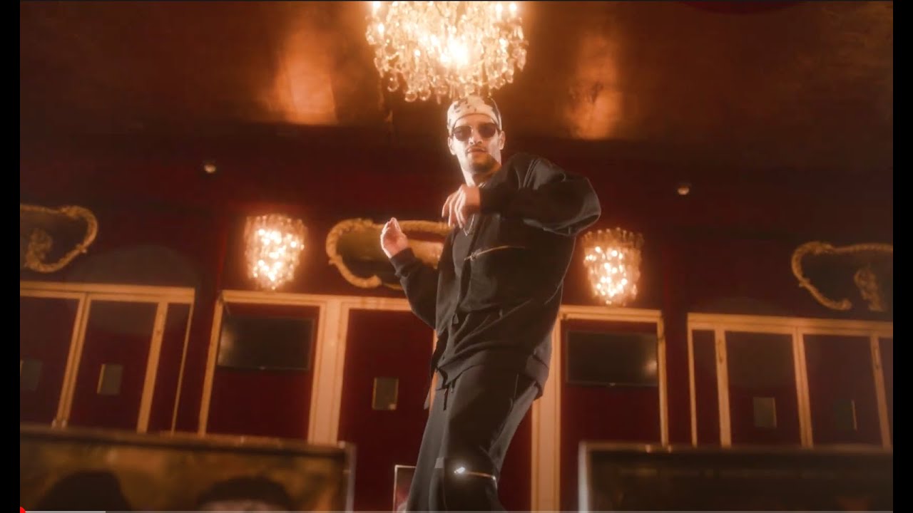 Soolking s'invite au Casino de Paris pour le clip de "Jennifer Remix" feat. Lynda, Heuss, L'Algérino, Franglish