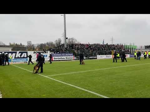 KFC Uerdingen - Preußen Münster: Polizei vor dem Gästeblock