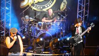 Chris Slade (AC/DC) and Easy Dizzy   ''Shoot To Thrill''